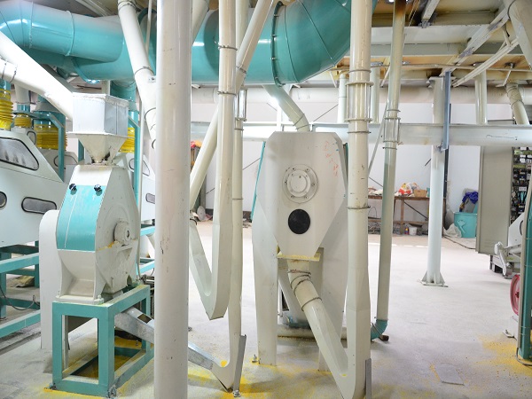 全自動<a href=http://m.bjzgmy.com/product/6/ target=_blank class=infotextkey>玉米加工設備</a>