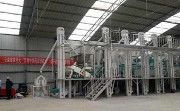 <a href=http://m.bjzgmy.com/product/6/ target=_blank class=infotextkey>玉米加工設備</a>